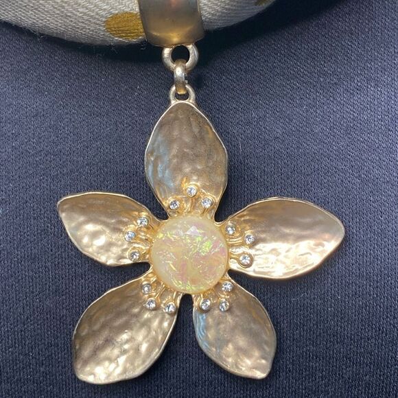 Gold tone flower scarf charm with rhinestones and opal like stone in center 3” - Picture 4 of 9